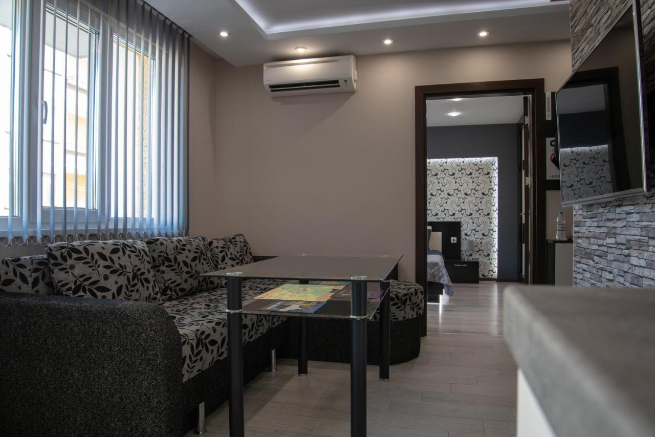 Apartment Central-Lux 1 Wielkie Tyrnowo Zewnętrze zdjęcie